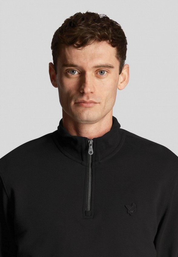 Олимпийка Lyle & Scott