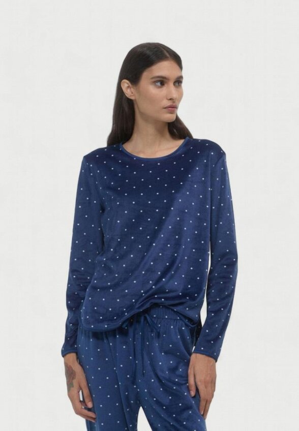 Лонгслив домашний Calliope