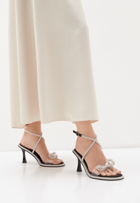 Босоножки Evigi