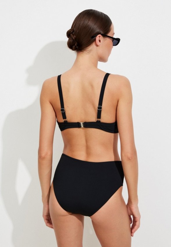 Купальник Mon-Kartis