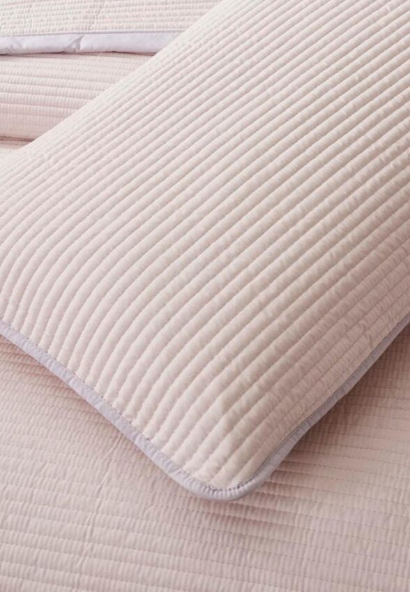 Комплект с покрывалом Sofi De Marko