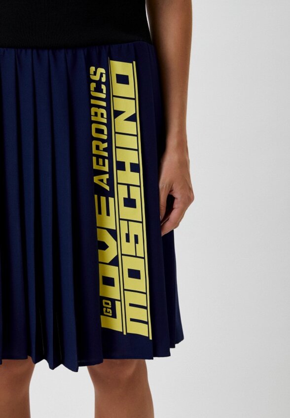 Платье Love Moschino