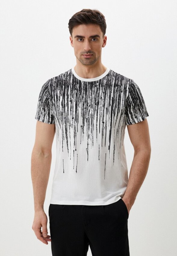 Футболка Colin's