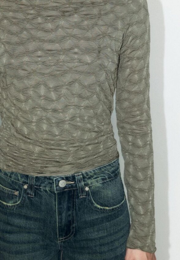 Лонгслив Befree