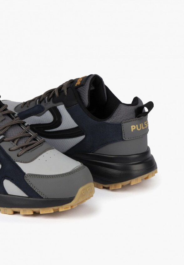 Кроссовки Pulse