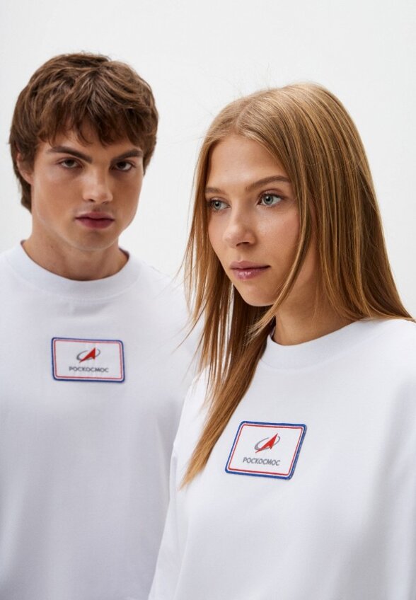 Футболка DNK