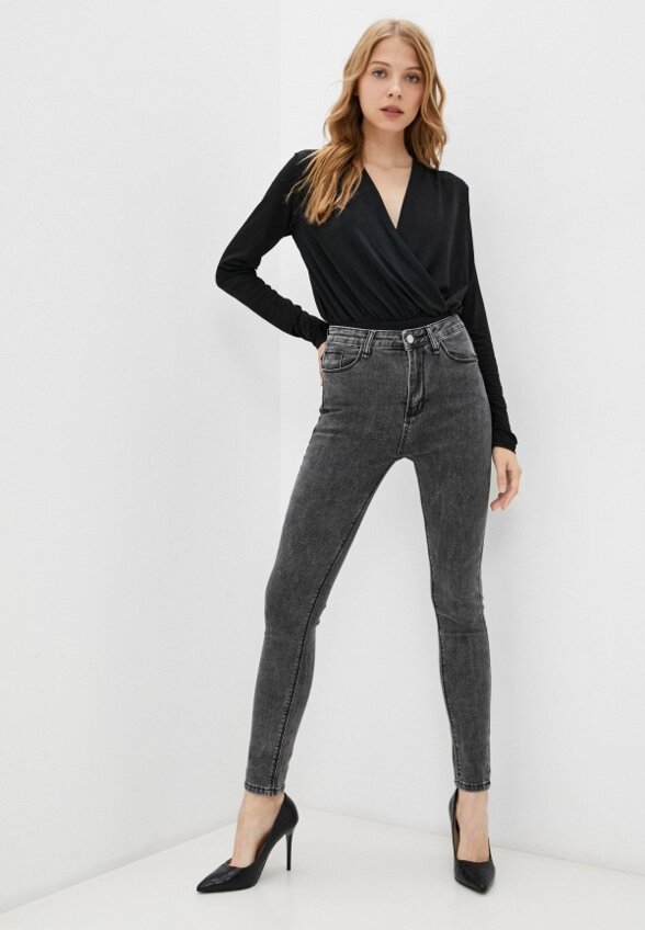 Джинсы Vitacci