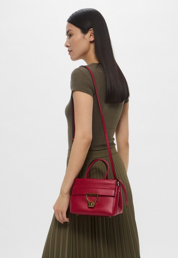 Сумка Coccinelle