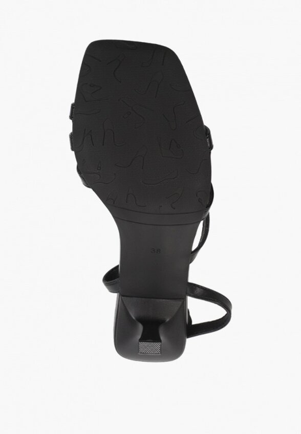 Босоножки Betsy