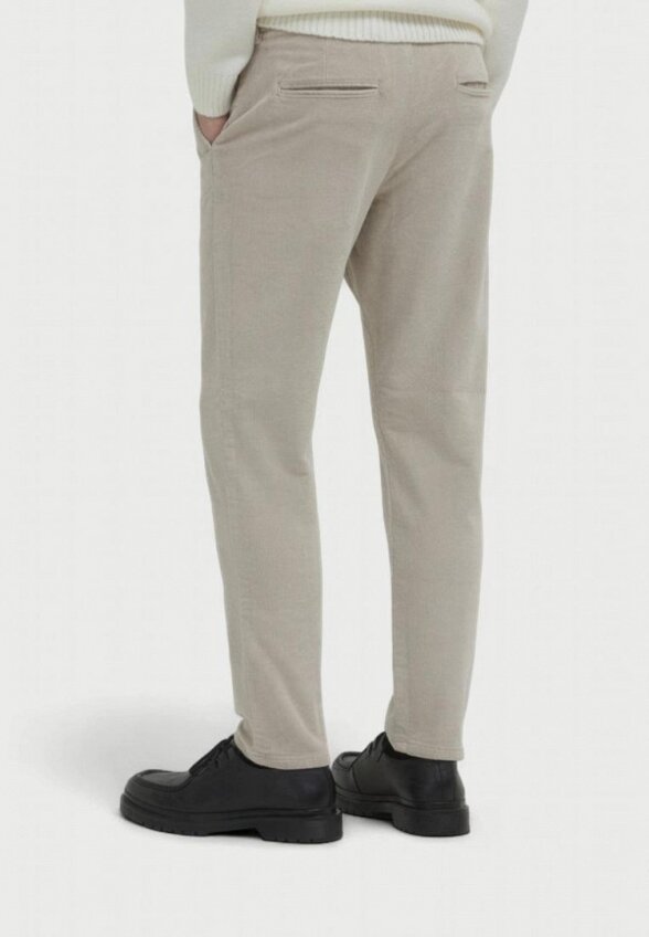 Чиносы Calliope