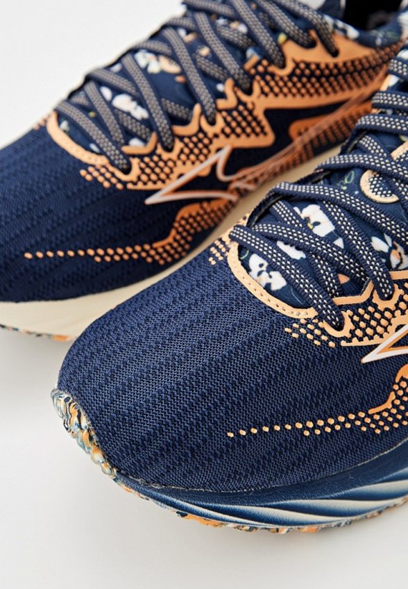 Кроссовки Mizuno