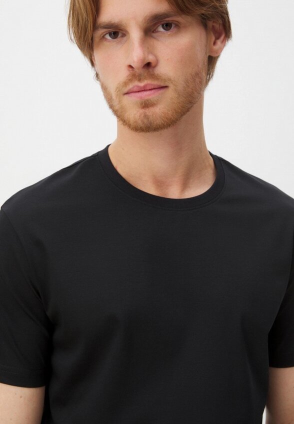 Футболка Maison David