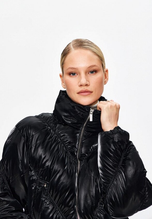 Пуховик Miss Chic