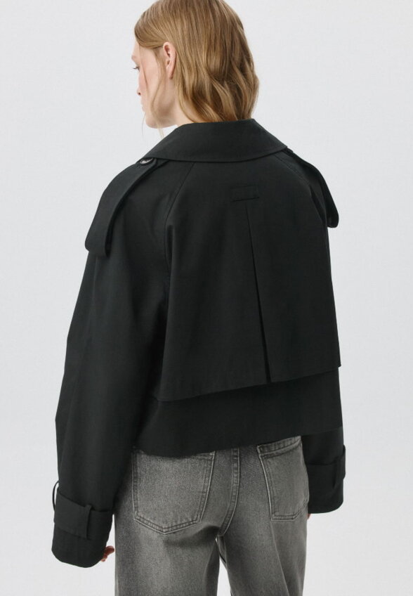 Укороченный оверсайз тренч