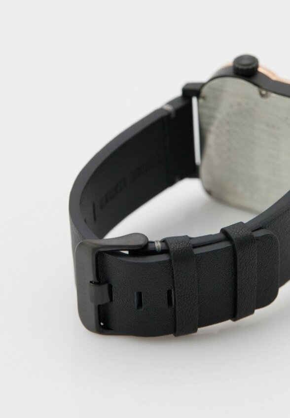 Часы Bikkembergs