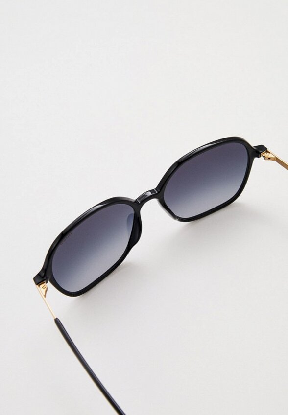 Очки солнцезащитные Hugo