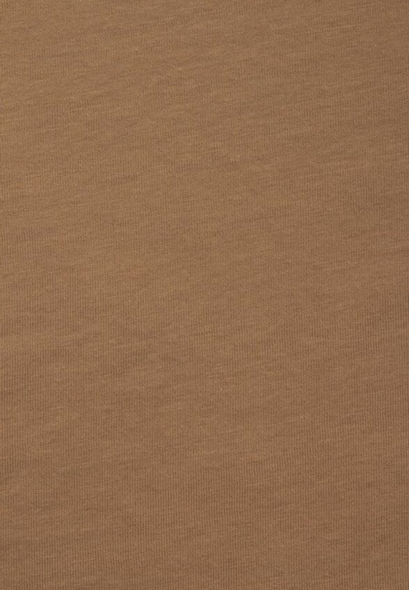 Футболка Апрель