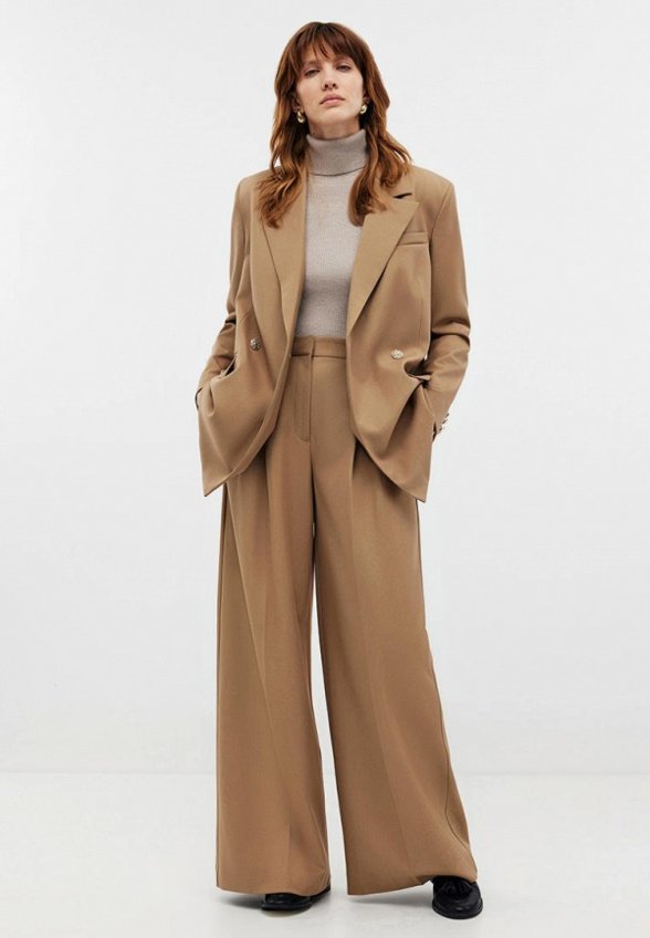 Водолазка Baon