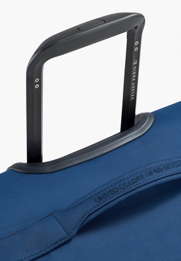 Чемодан Delsey