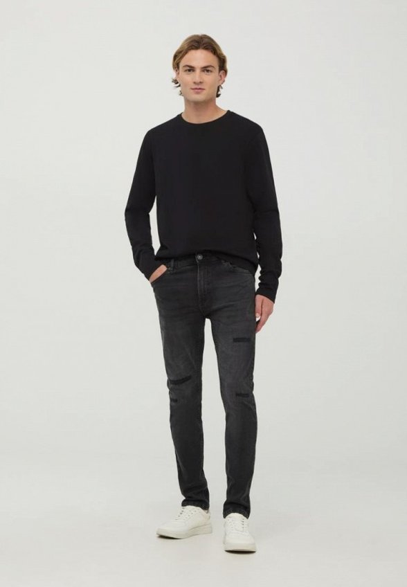 Джинсы Terranova