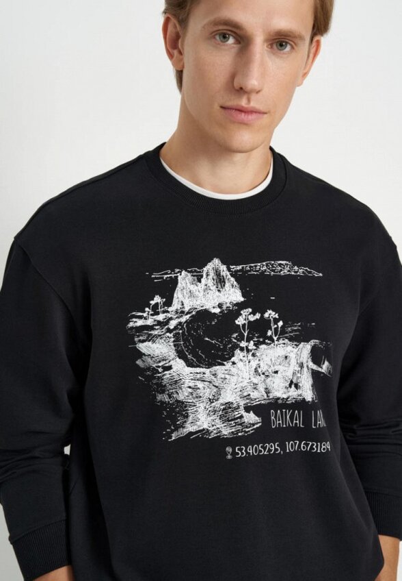 Свитшот Finn Flare