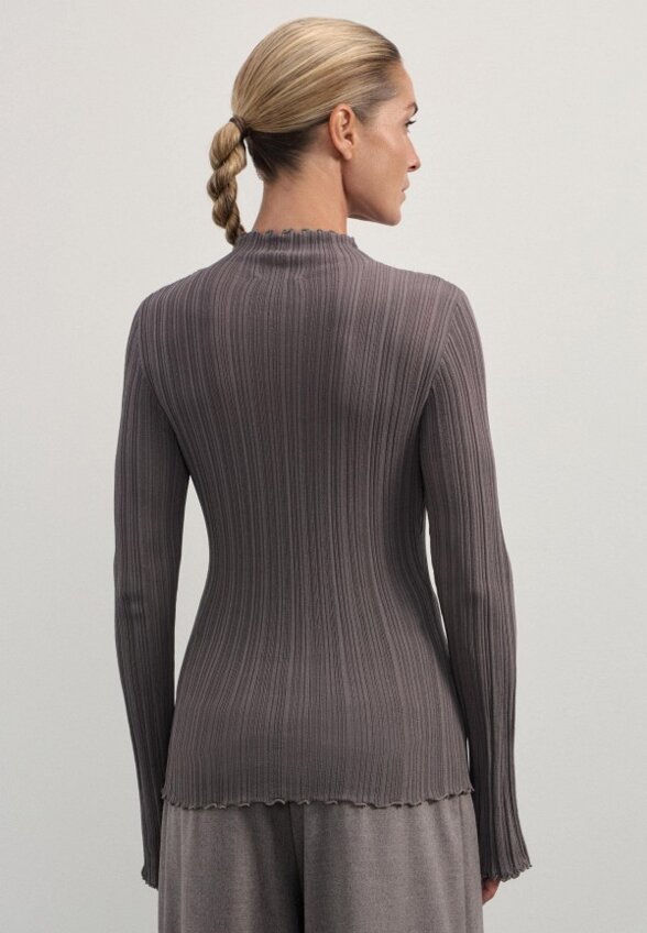 Джемпер Zarina