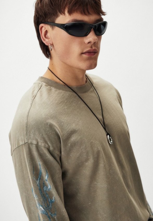 Лонгслив Mademan