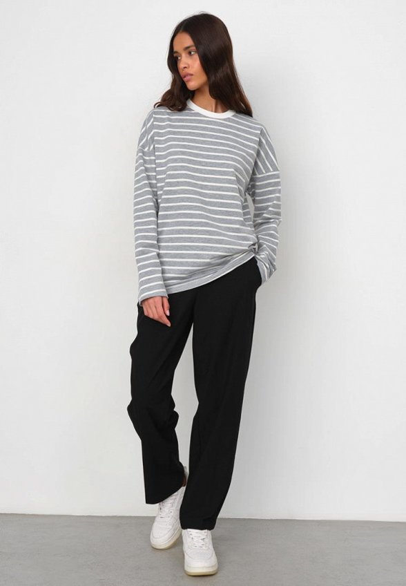 Лонгслив Moontrees