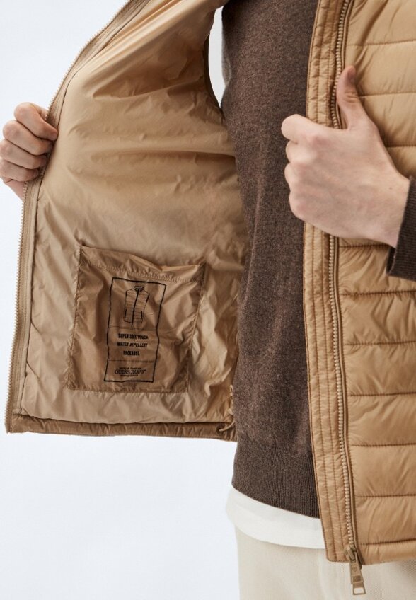 Жилет утепленный Guess Jeans