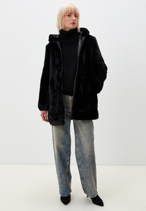 Бомбер меховой Terranova