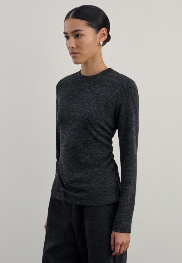 Джемпер Zarina