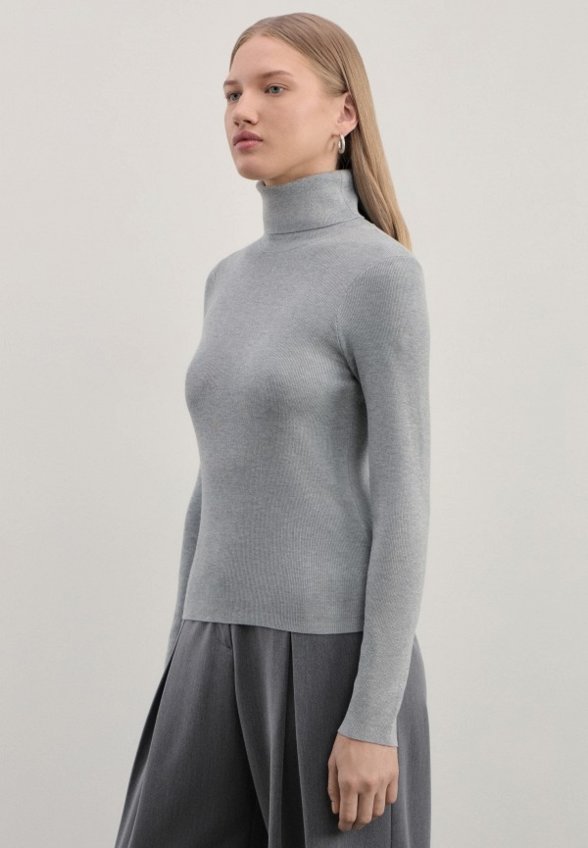 Водолазка Zarina