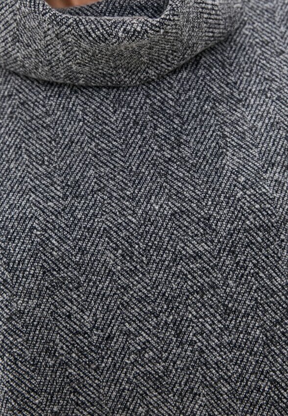 Свитер MadaM T