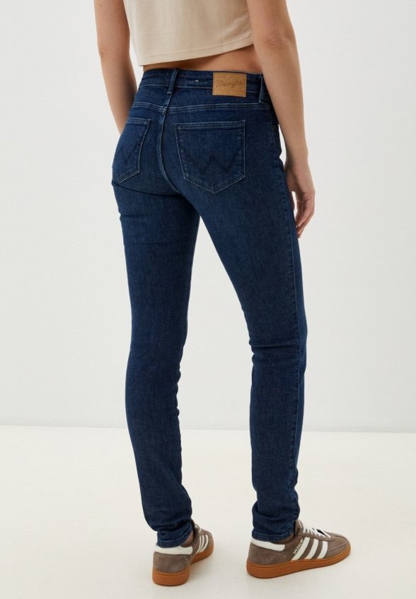 Джинсы Wrangler