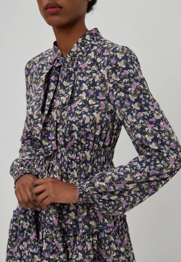 Платье Miederes