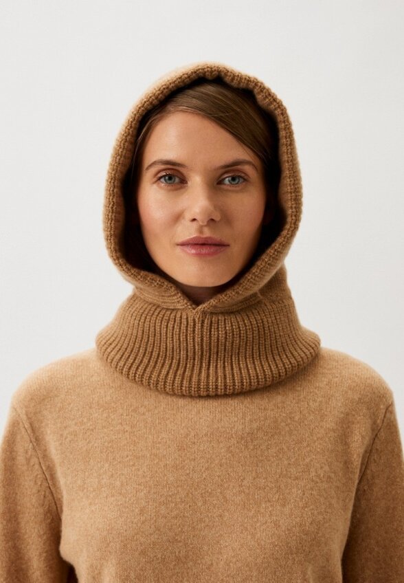 Капор Falconeri