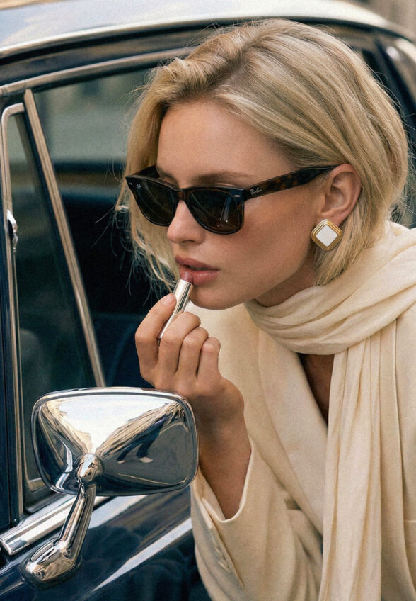 Серьги ВИНТАЖ с белой эмалью MIE