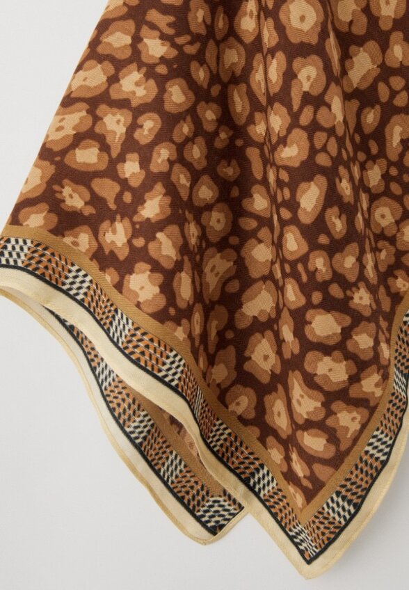 Платок Rosedena