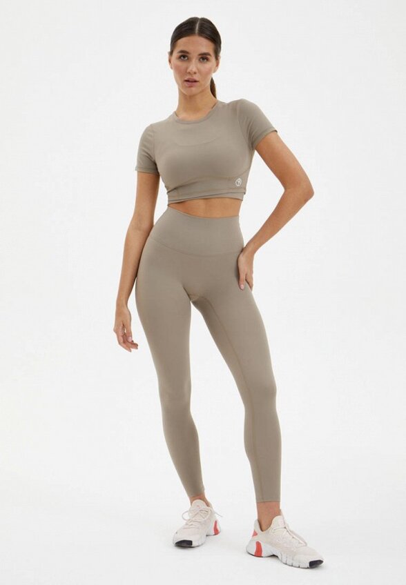 Топ спортивный Beself