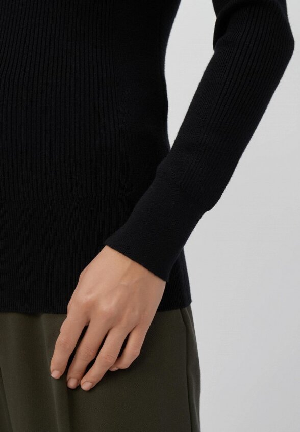 Водолазка Modis