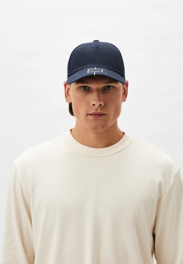 Бейсболка Armani Exchange