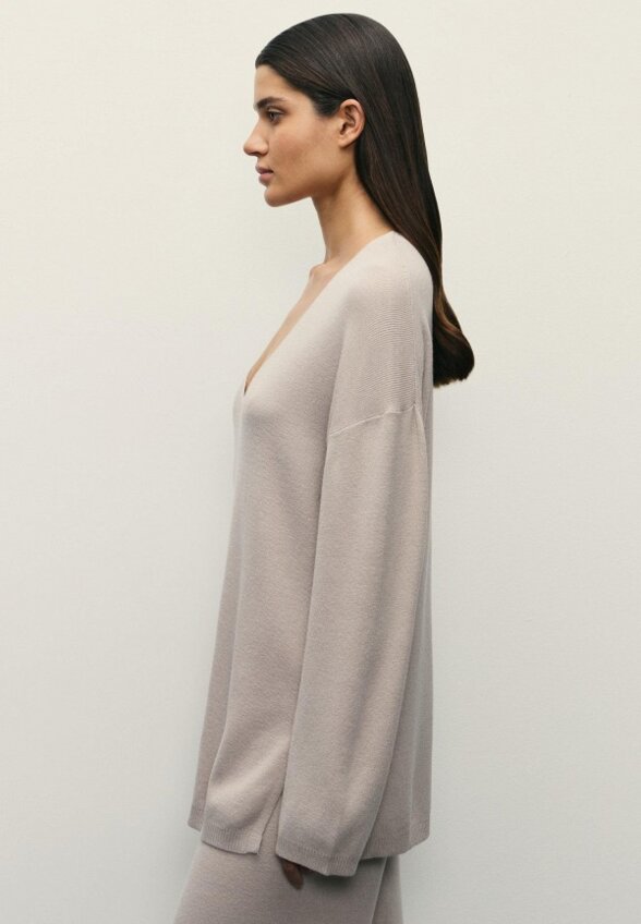 Пуловер Zarina