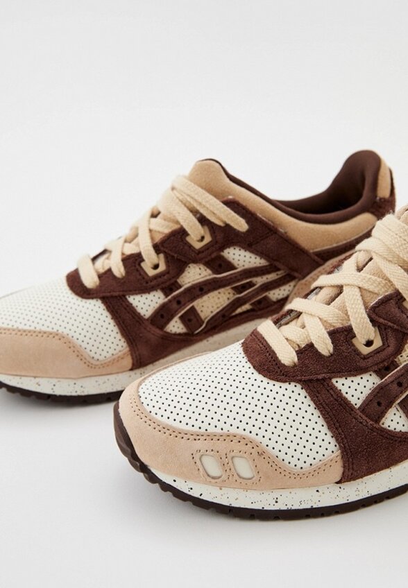 Кроссовки ASICS