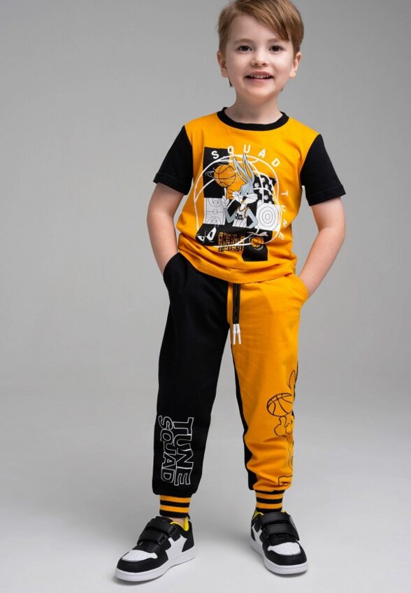 Футболка и брюки PlayToday