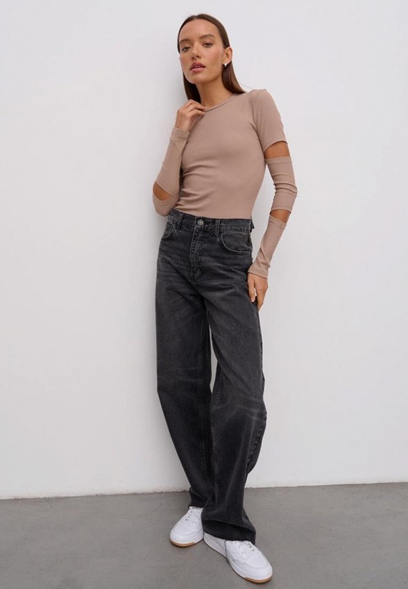 Лонгслив Moontrees