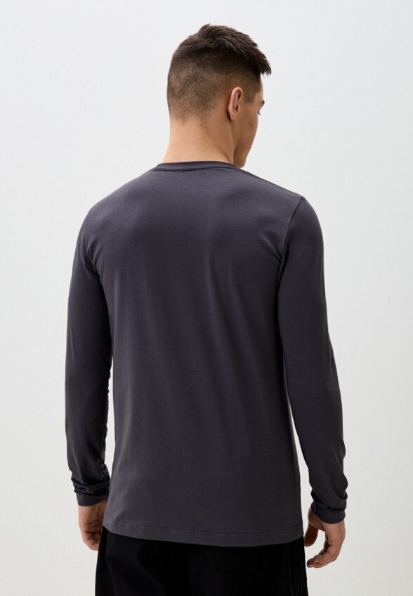 Лонгслив Cave