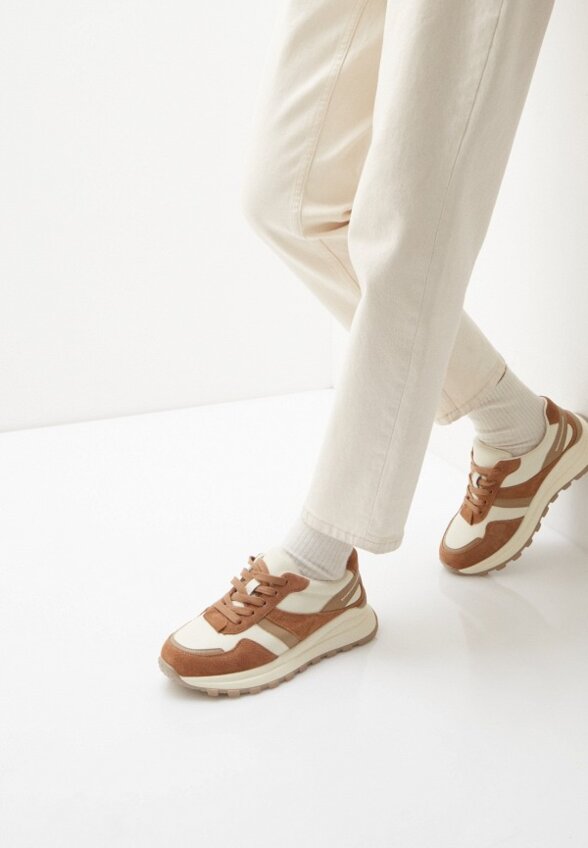 Кроссовки Maxadorre