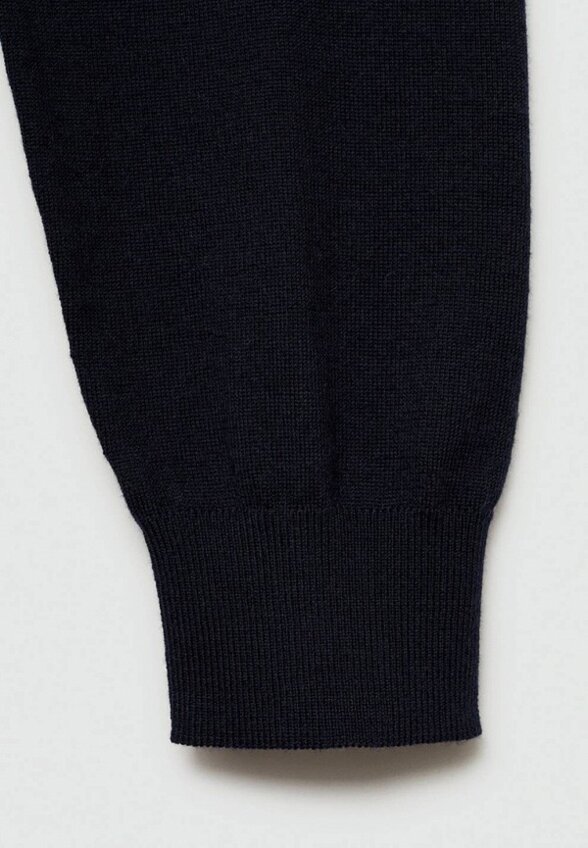 Водолазка Mango Man