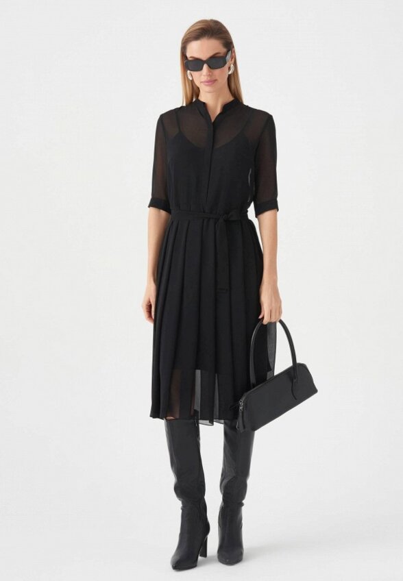 Платье Woomano