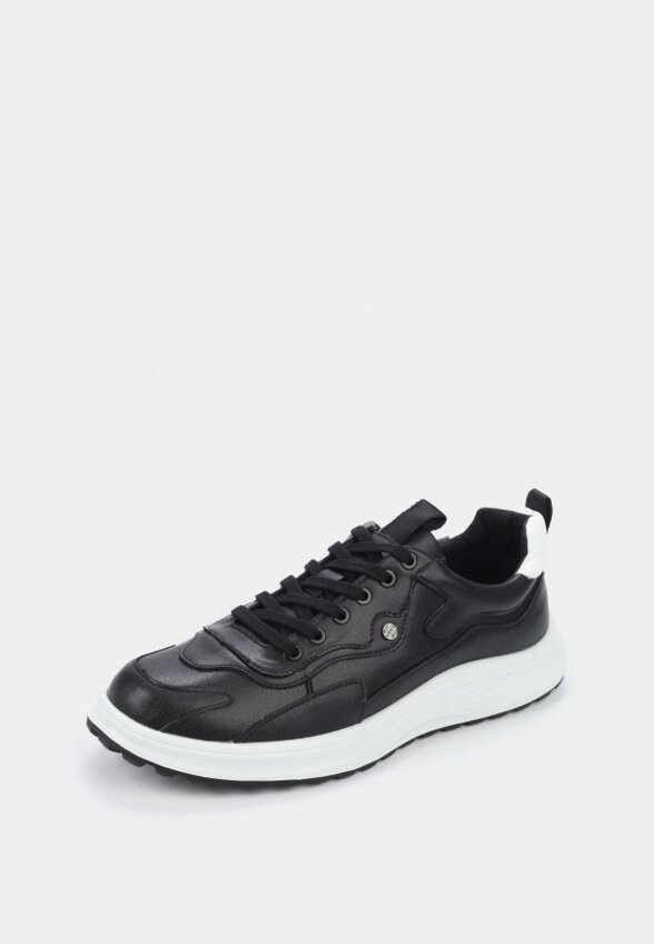 Кроссовки MCM